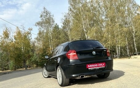 BMW 1 серия, 2011 год, 890 000 рублей, 6 фотография