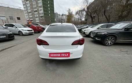 Opel Astra J, 2013 год, 1 200 000 рублей, 2 фотография