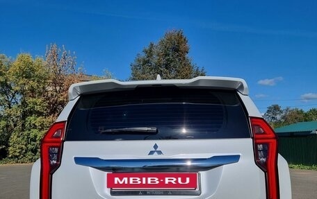 Mitsubishi Pajero Sport III рестайлинг, 2020 год, 4 390 000 рублей, 7 фотография