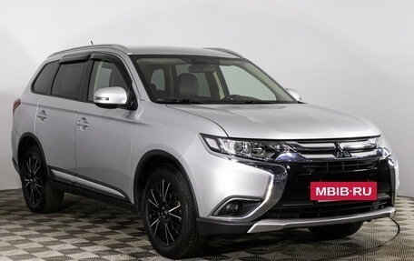 Mitsubishi Outlander III рестайлинг 3, 2016 год, 2 399 000 рублей, 3 фотография