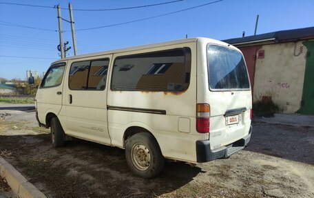 Toyota HiAce H100, 2001 год, 650 000 рублей, 4 фотография