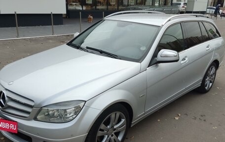 Mercedes-Benz C-Класс, 2008 год, 1 300 000 рублей, 9 фотография