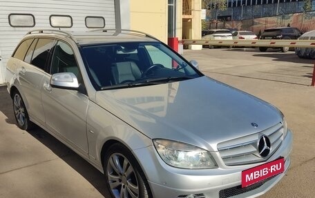 Mercedes-Benz C-Класс, 2008 год, 1 300 000 рублей, 37 фотография