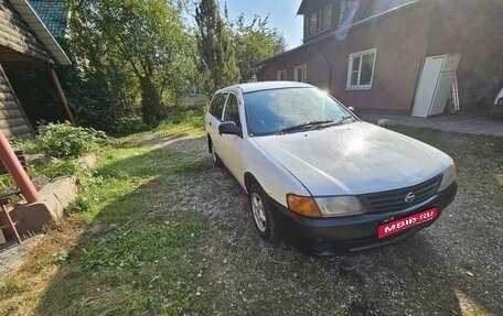 Nissan AD II, 2001 год, 135 000 рублей, 1 фотография