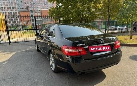 Mercedes-Benz E-Класс, 2011 год, 1 650 000 рублей, 4 фотография