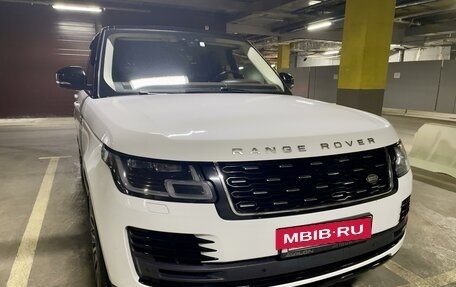 Land Rover Range Rover IV рестайлинг, 2018 год, 10 300 000 рублей, 2 фотография