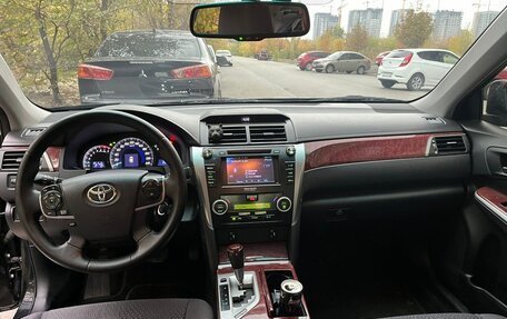 Toyota Camry, 2014 год, 2 000 000 рублей, 10 фотография