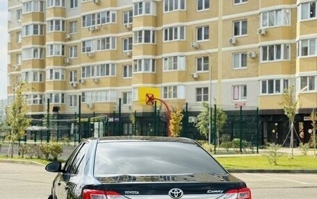 Toyota Camry, 2014 год, 2 000 000 рублей, 4 фотография