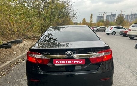 Toyota Camry, 2014 год, 2 000 000 рублей, 11 фотография