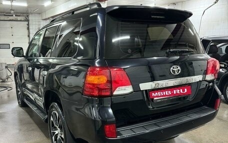 Toyota Land Cruiser 200, 2015 год, 4 950 000 рублей, 6 фотография