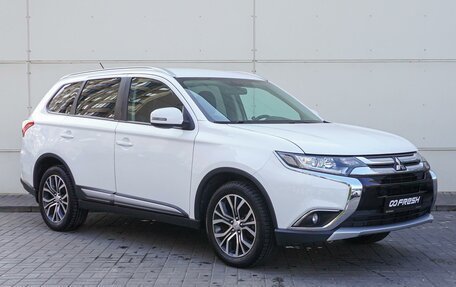 Mitsubishi Outlander III рестайлинг 3, 2015 год, 2 095 000 рублей, 1 фотография