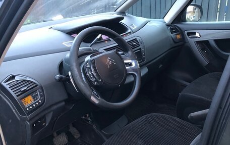 Citroen C4 Picasso II рестайлинг, 2009 год, 530 000 рублей, 17 фотография