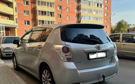 Toyota Verso I, 2011 год, 999 000 рублей, 2 фотография