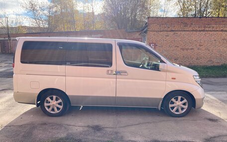 Nissan Elgrand III, 2002 год, 1 550 000 рублей, 5 фотография