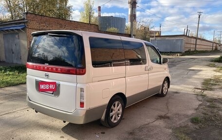 Nissan Elgrand III, 2002 год, 1 550 000 рублей, 7 фотография