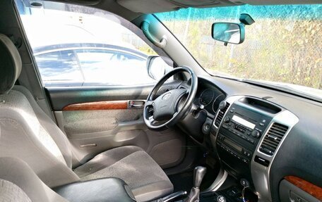 Toyota Land Cruiser Prado 120 рестайлинг, 2008 год, 2 400 000 рублей, 6 фотография