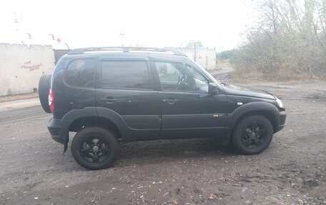 Chevrolet Niva I рестайлинг, 2015 год, 720 000 рублей, 4 фотография