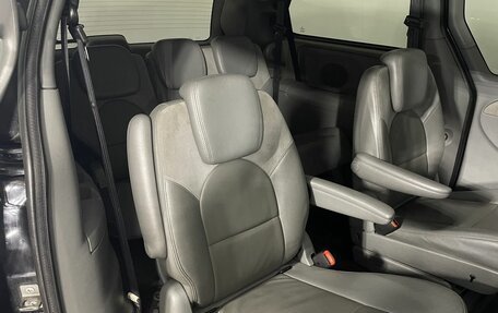 Chrysler Voyager IV, 2007 год, 945 000 рублей, 15 фотография