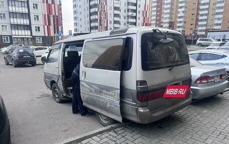 Toyota HiAce H100, 1997 год, 350 000 рублей, 3 фотография