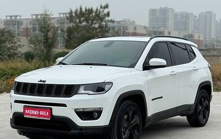 Jeep Compass II, 2021 год, 2 100 000 рублей, 1 фотография