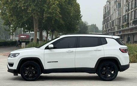 Jeep Compass II, 2021 год, 2 100 000 рублей, 4 фотография