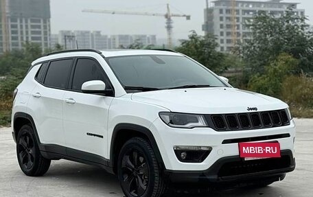 Jeep Compass II, 2021 год, 2 100 000 рублей, 3 фотография