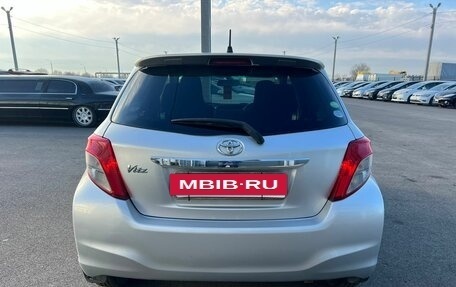 Toyota Vitz, 2013 год, 919 000 рублей, 5 фотография