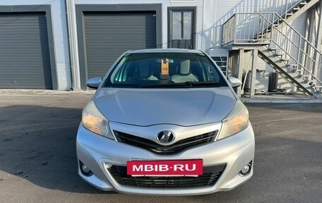 Toyota Vitz, 2013 год, 919 000 рублей, 9 фотография