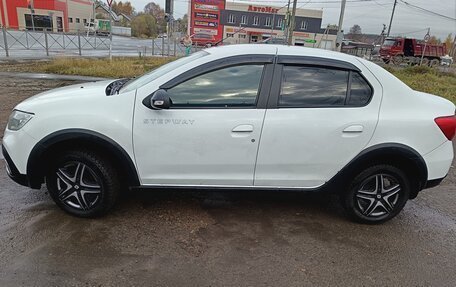 Renault Logan II, 2022 год, 1 299 999 рублей, 3 фотография