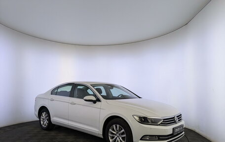 Volkswagen Passat B8 рестайлинг, 2019 год, 2 700 000 рублей, 26 фотография