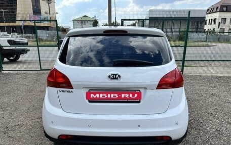 KIA Venga I, 2011 год, 800 000 рублей, 9 фотография