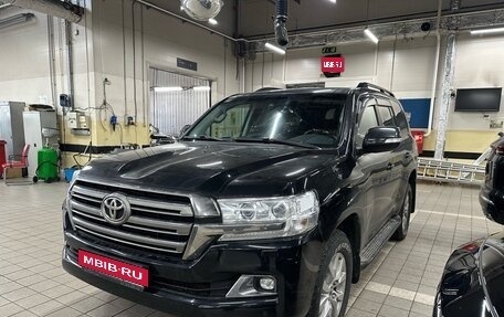 Toyota Land Cruiser 200, 2018 год, 6 390 000 рублей, 1 фотография