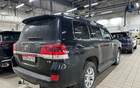 Toyota Land Cruiser 200, 2018 год, 6 390 000 рублей, 3 фотография