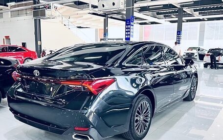 Toyota Avalon, 2021 год, 2 760 000 рублей, 2 фотография