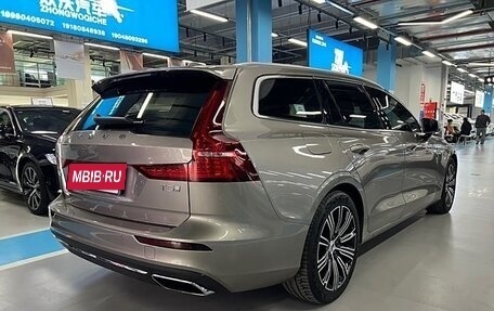 Volvo V60 II, 2020 год, 3 920 000 рублей, 6 фотография