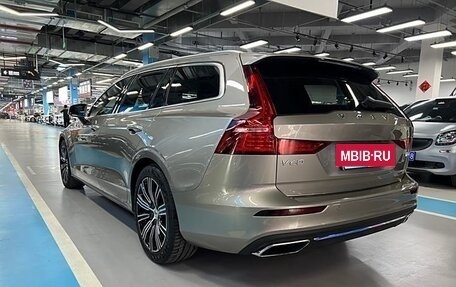 Volvo V60 II, 2020 год, 3 920 000 рублей, 4 фотография