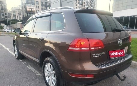 Volkswagen Touareg III, 2012 год, 2 050 000 рублей, 4 фотография