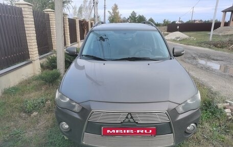 Mitsubishi Outlander III рестайлинг 3, 2011 год, 1 250 000 рублей, 1 фотография