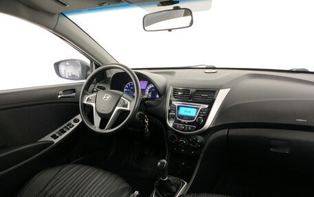 Hyundai Solaris II рестайлинг, 2011 год, 790 000 рублей, 16 фотография