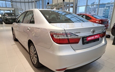 Toyota Camry, 2016 год, 2 462 000 рублей, 7 фотография