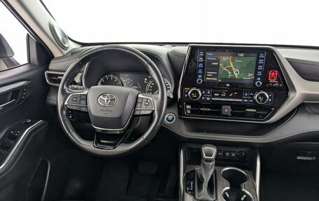 Toyota Highlander, 2020 год, 5 550 000 рублей, 26 фотография