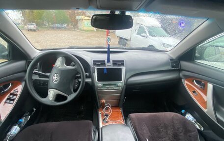 Toyota Camry, 2008 год, 1 050 000 рублей, 2 фотография