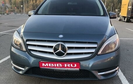 Mercedes-Benz B-Класс, 2013 год, 1 500 000 рублей, 2 фотография