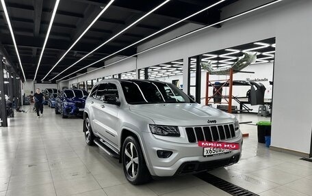 Jeep Grand Cherokee, 2013 год, 2 100 000 рублей, 4 фотография