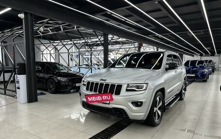 Jeep Grand Cherokee, 2013 год, 2 100 000 рублей, 10 фотография