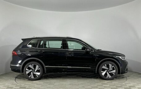 Volkswagen Tiguan II, 2023 год, 5 497 000 рублей, 8 фотография