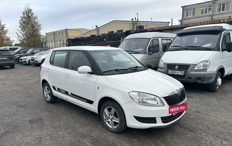 Skoda Fabia II, 2012 год, 599 000 рублей, 2 фотография