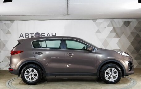 KIA Sportage IV рестайлинг, 2018 год, 2 299 000 рублей, 6 фотография