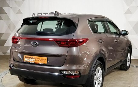 KIA Sportage IV рестайлинг, 2018 год, 2 299 000 рублей, 3 фотография