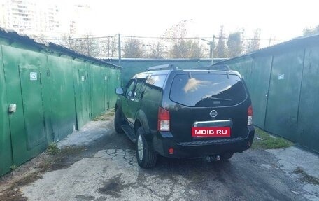 Nissan Pathfinder, 2007 год, 1 150 000 рублей, 21 фотография